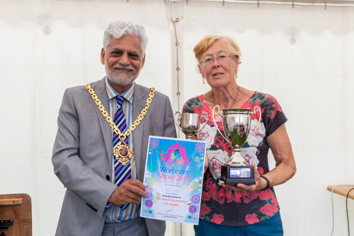 Floral Decorations & Arts Section - Helen Platt