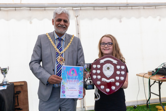 Schools Section - St Georges C of E Primary School - Lottie